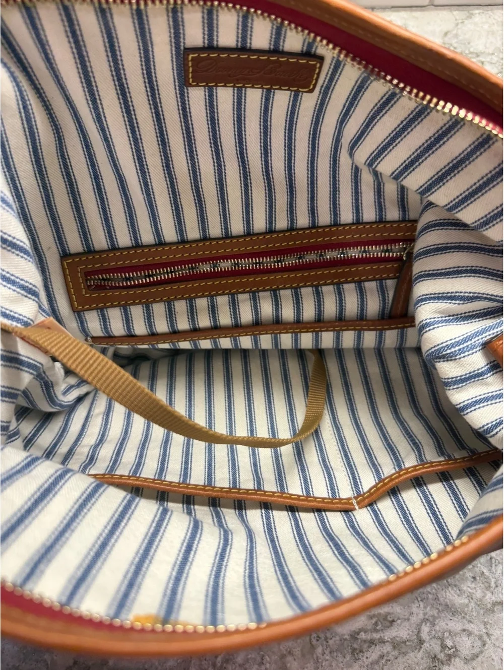 Dooney & Bourke Womens Wayfarer Nylon Small Hobo Crossbody Taupe